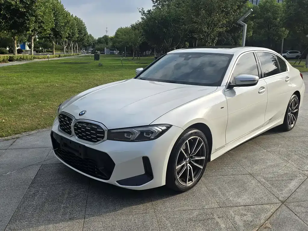 2023 BMW 3 Series 325Li M Sport Package