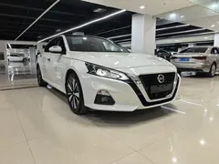 2021 Nissan Teana 2.0L XL Comfort, белый — фото 3