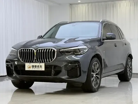 2021 BMW X5 M