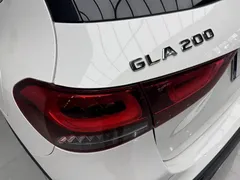 2022 Mercedes-Benz GLA 200, белый — фото 12