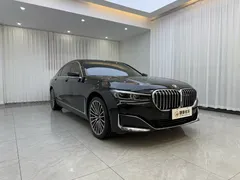 2021 BMW 7 Series 7 740Li, чёрный — фото 2