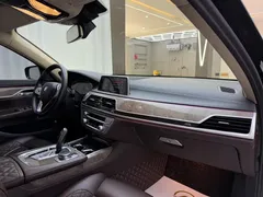 2021 BMW 7 Series 7 740Li, чёрный — фото 11