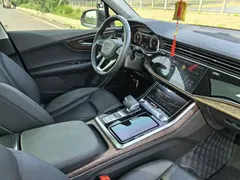 2023 Audi Q7 55 TFSI quattro S line, чёрный — фото 10