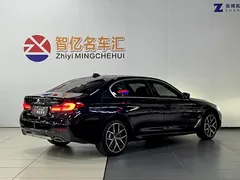 2023 BMW 5 Series 5 530Li M, чёрный — фото 5