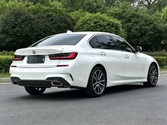2022 BMW 3 Series 3 320Li M, белый — фото 17
