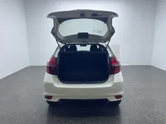 2022 Toyota Yaris L Zhixuan 1.5L CVT PLUS, белый — фото 7