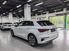 2021 Audi A3 Sportback 35 TFSI, белый — фото 2