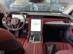 2025 Hongqi H5 PHEV 130, чёрный — фото 10