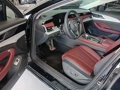 2025 Hongqi H5 PHEV 130, чёрный — фото 16