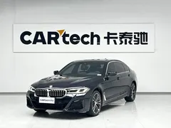 2022 BMW 5 Series 530Li Leading M Sport Package, чёрный — фото 1