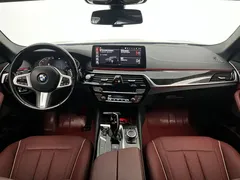 2022 BMW 5 Series 530Li Leading M Sport Package, чёрный — фото 11