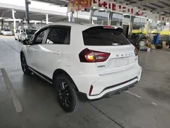 2021 Geely Vision X3 1.5L CVT Premium, белый — фото 5