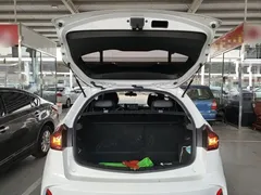 2021 Geely Vision X3 1.5L CVT Premium, белый — фото 19