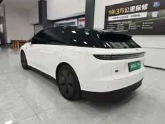 2025 Li Auto i6 2WD Standard, белый — фото 7
