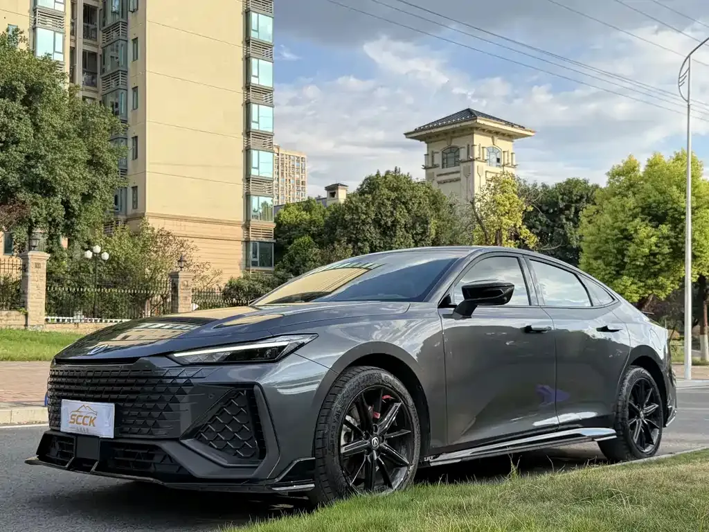 2023 Changan UNI-V 2.0T Lingsu