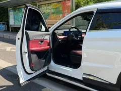 2023 Jetour X70 PLUS 1.6T DCT 7-seat, белый — фото 18