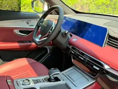 2023 Jetour X70 PLUS 1.6T DCT 7-seat, белый — фото 23