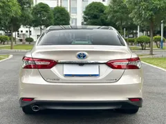 2019 Toyota Camry Hybrid 2.5HG Luxury — фото 6