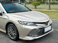 2019 Toyota Camry Hybrid 2.5HG Luxury — фото 7