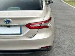 2019 Toyota Camry Hybrid 2.5HG Luxury — фото 10
