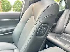 2019 Toyota Camry Hybrid 2.5HG Luxury — фото 21