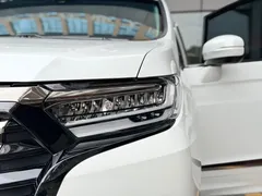 2022 Honda Elysion 2.0L e:HEV Luxury, белый — фото 4