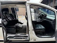 2022 Honda Elysion 2.0L e:HEV Luxury, белый — фото 16