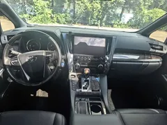 2023 Toyota Vellfire Hybrid 2.5L HV Premium, чёрный — фото 2