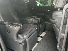 2023 Toyota Vellfire Hybrid 2.5L HV Premium, чёрный — фото 3