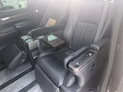2023 Toyota Vellfire Hybrid 2.5L HV Premium, чёрный — фото 5