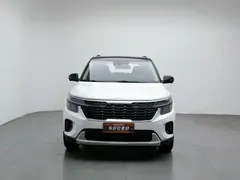 2023 Kia Seltos 1.5L CVT Luxury, белый — фото 3