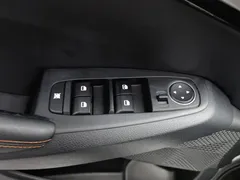 2023 Kia Seltos 1.5L CVT Luxury, белый — фото 9