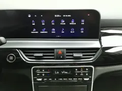 2023 Kia Seltos 1.5L CVT Luxury, белый — фото 12