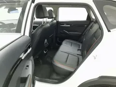 2023 Kia Seltos 1.5L CVT Luxury, белый — фото 15