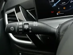 2023 Kia Seltos 1.5L CVT Luxury, белый — фото 21