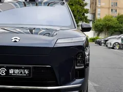 2026 Nio ES8 6-seat Executive Luxury, синий — фото 6