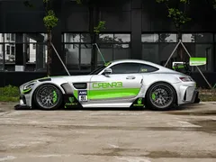 2019 Mercedes-Benz AMG GT — фото 23