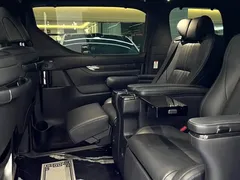 2020 Lexus LM 300h, чёрный — фото 5