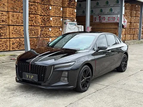 2025 Hongqi H5 2.0T AT