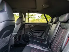 2022 Audi RS Q8 4.0T — фото 18