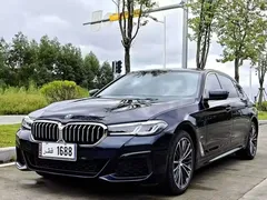 2023 BMW 5 Series 5 530Li M, чёрный — фото 1