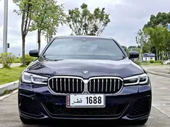 2023 BMW 5 Series 5 530Li M, чёрный — фото 2
