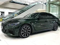 2022 BMW 4 Series 425i Gran Coupe M Sport, зелёный — фото 1