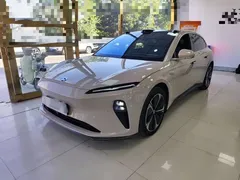 2024 Nio ET5T 75kWh Touring, чёрный — фото 2