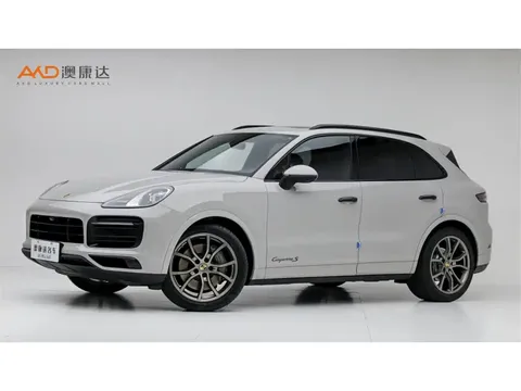 2022 Porsche Cayenne S/2.9T/22