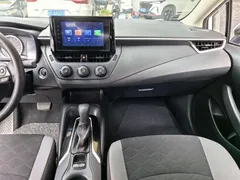 2021 Toyota Corolla 1.2T S-CVT Pioneer, белый — фото 7