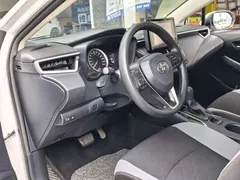 2021 Toyota Corolla 1.2T S-CVT Pioneer, белый — фото 10