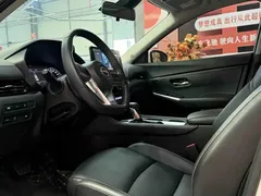 2023 Nissan Sylphy 1.6L CVT, белый — фото 9
