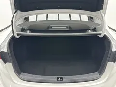 2022 Toyota Levin 185T CVT Luxury, белый — фото 17