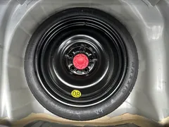 2022 Toyota Levin 185T CVT Luxury, белый — фото 18